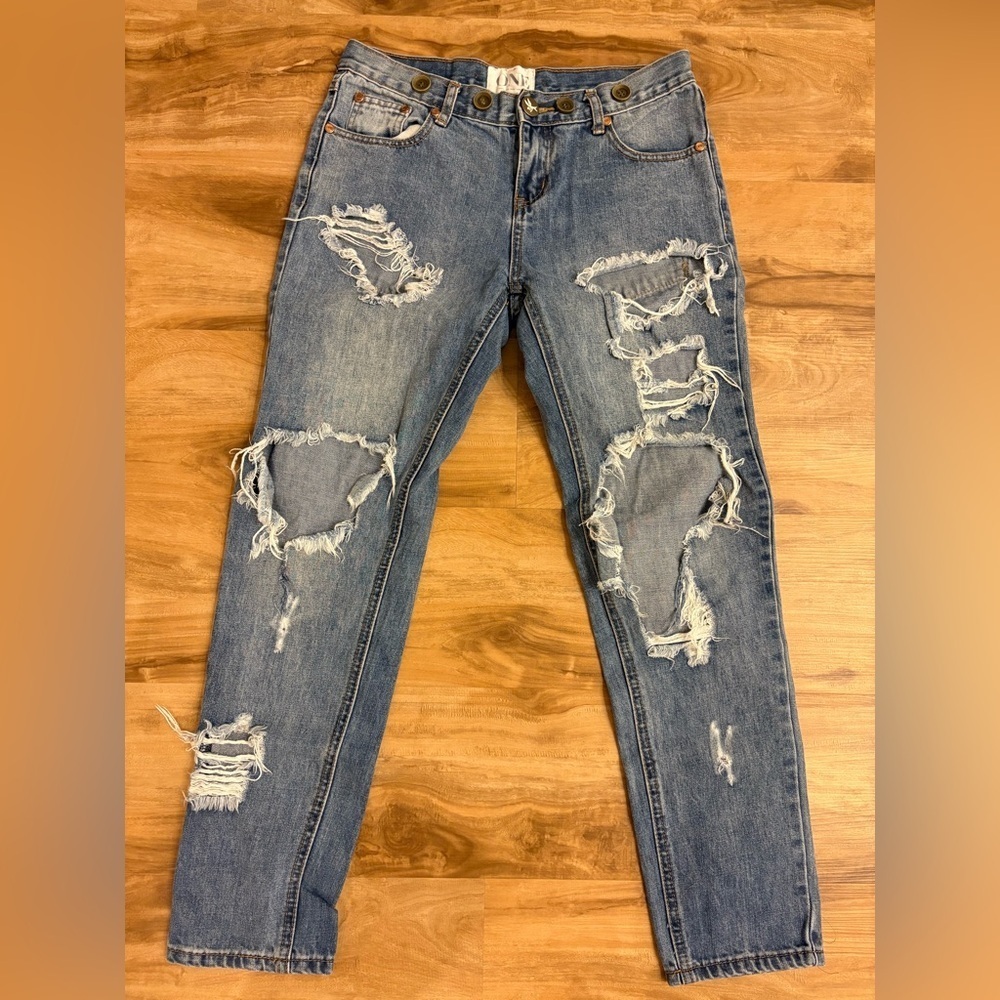 One by One Teaspoon Awesome Baggie Jeans - Size 26